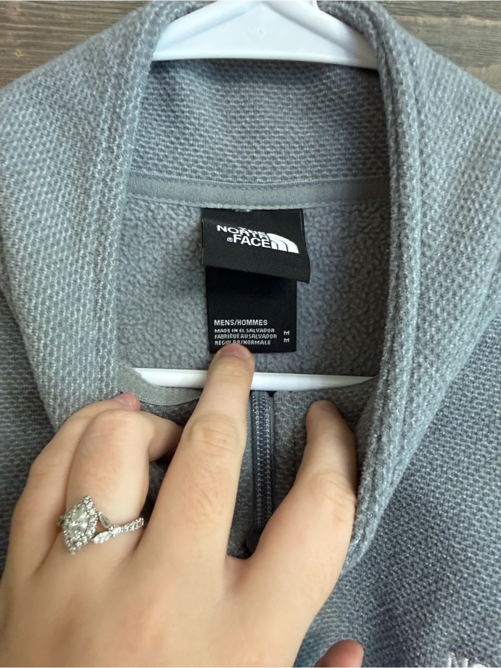 The North Face Men's Light Gray Half-Zip Fleece Pullover